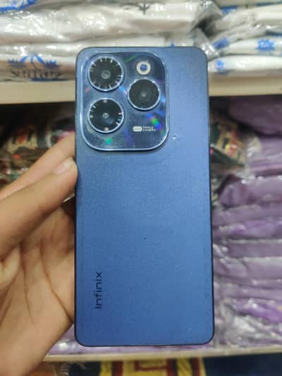 Infinix Hot 40