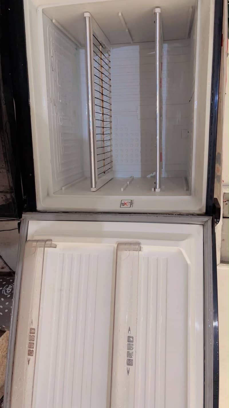 Dawlance Fridge 6