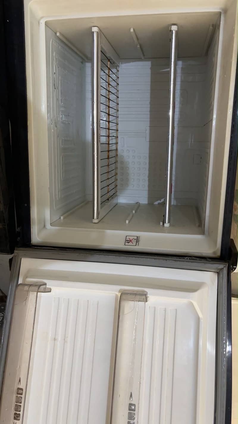 Dawlance Fridge 9