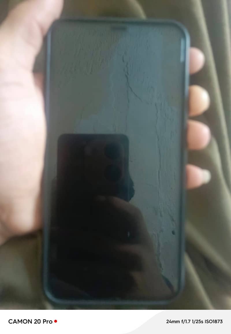 iPhone 11 Pro Max 2