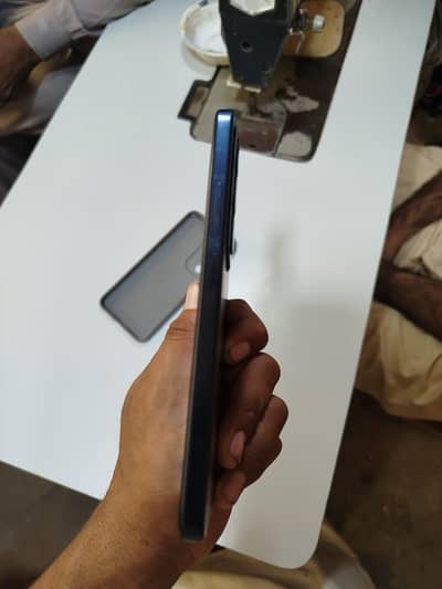 Itel City 100 6gb128gb