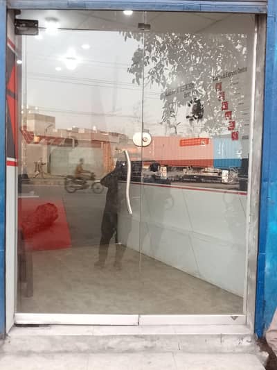 12MM Glass Door For Sale  Size 8.6 / 6.5 Urgent Sale