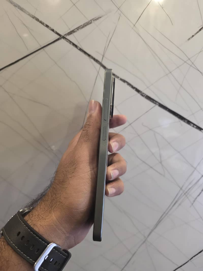 Realme C67 3