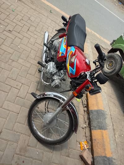 1st owner bike neat and clean Total jenuine
