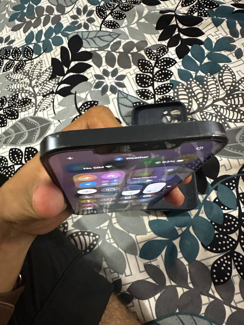 Apple iPhone 12 2