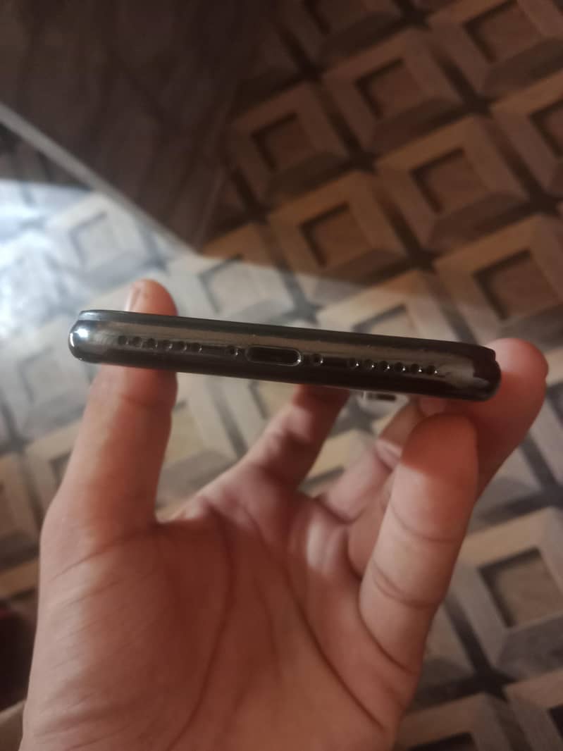 Apple iPhone X 2
