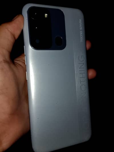 Tecno Spark 8C