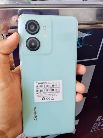 sparx note 12 in good conditionwith box