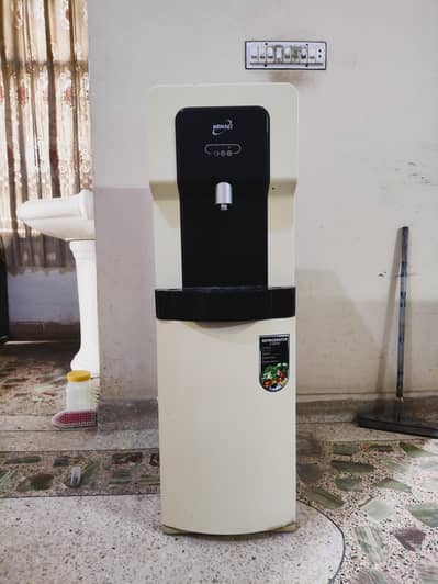 water dispenser available in good condition