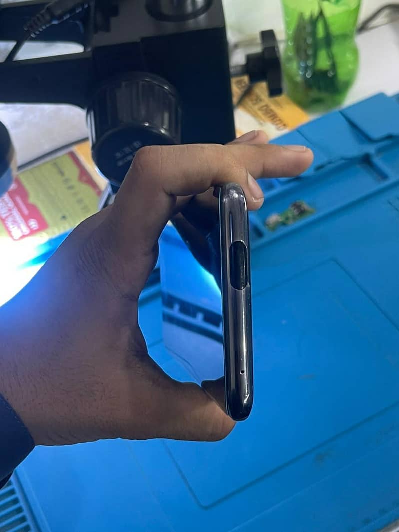 One Plus 7 Pro 3