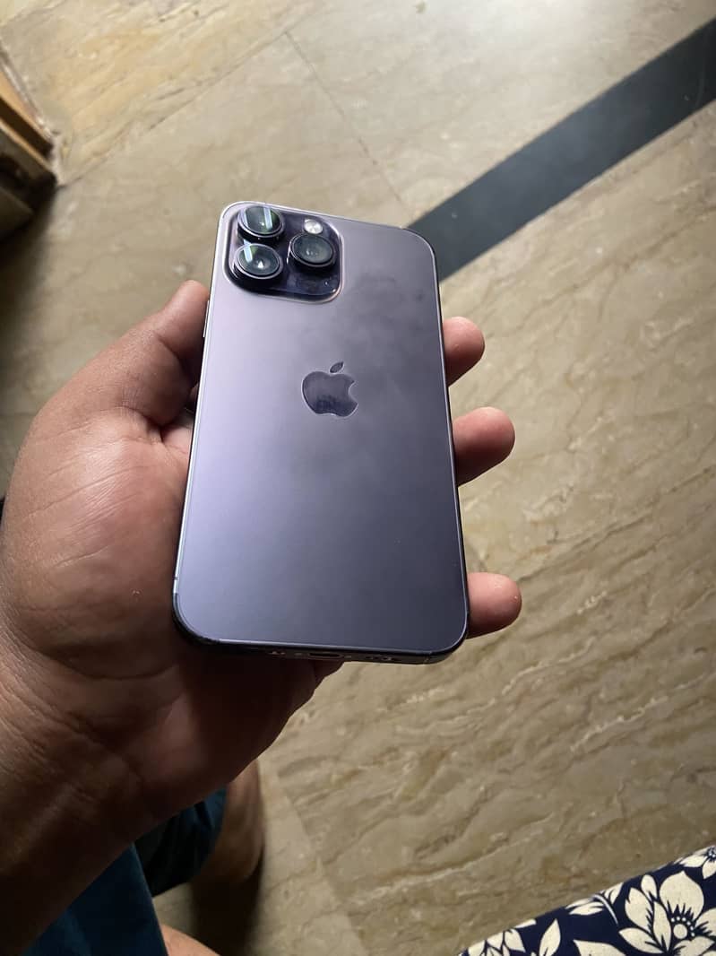 Apple iPhone 14 Pro Max 2