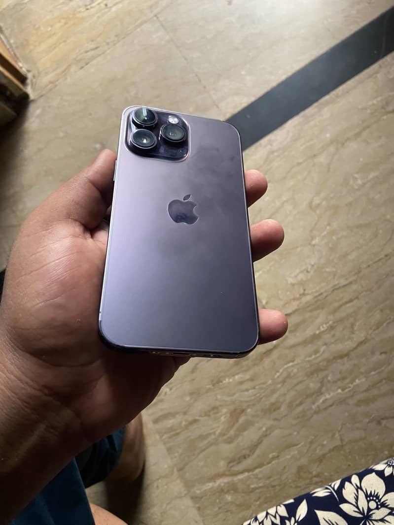 Apple iPhone 14 Pro Max 3