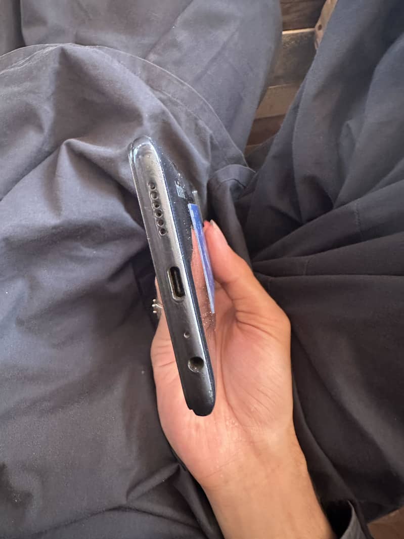 Infinix Note 10 4