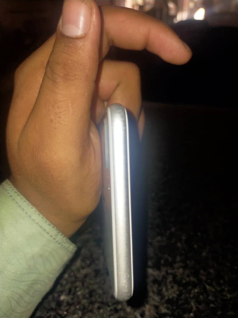 Apple iPhone 7 Plus 4