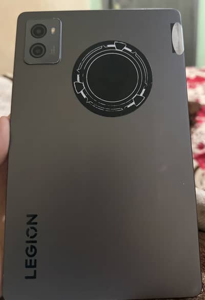 Lenovo Legion Y70
