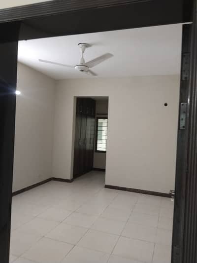 4 Bed Room Apartment In Askari 11 Lahore