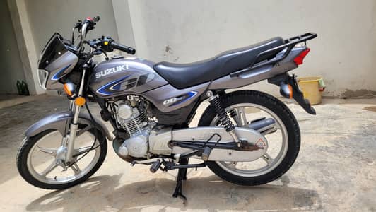 Karachi number first owner cplc clayer2 chabia front new tyre