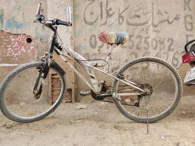 Typhohoon Mountain Bicycle