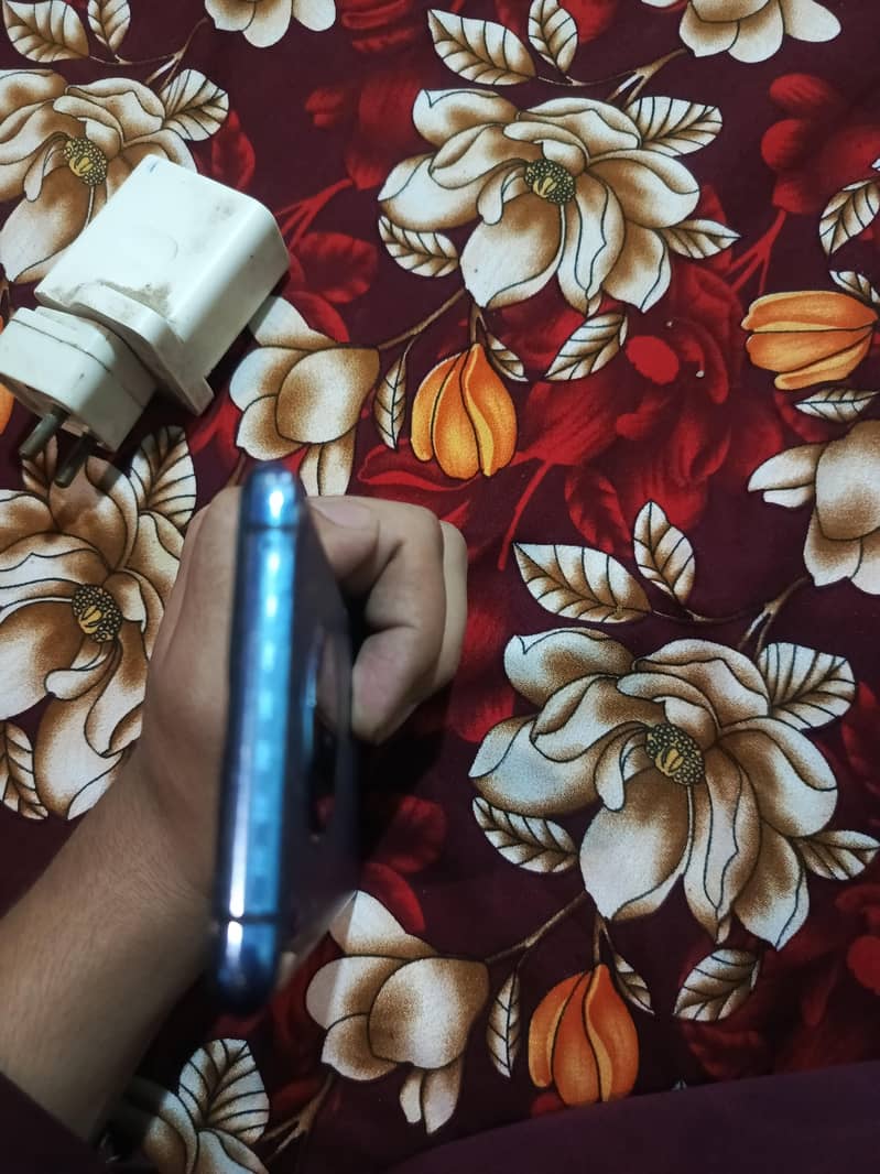 One Plus 7T mint condition 3