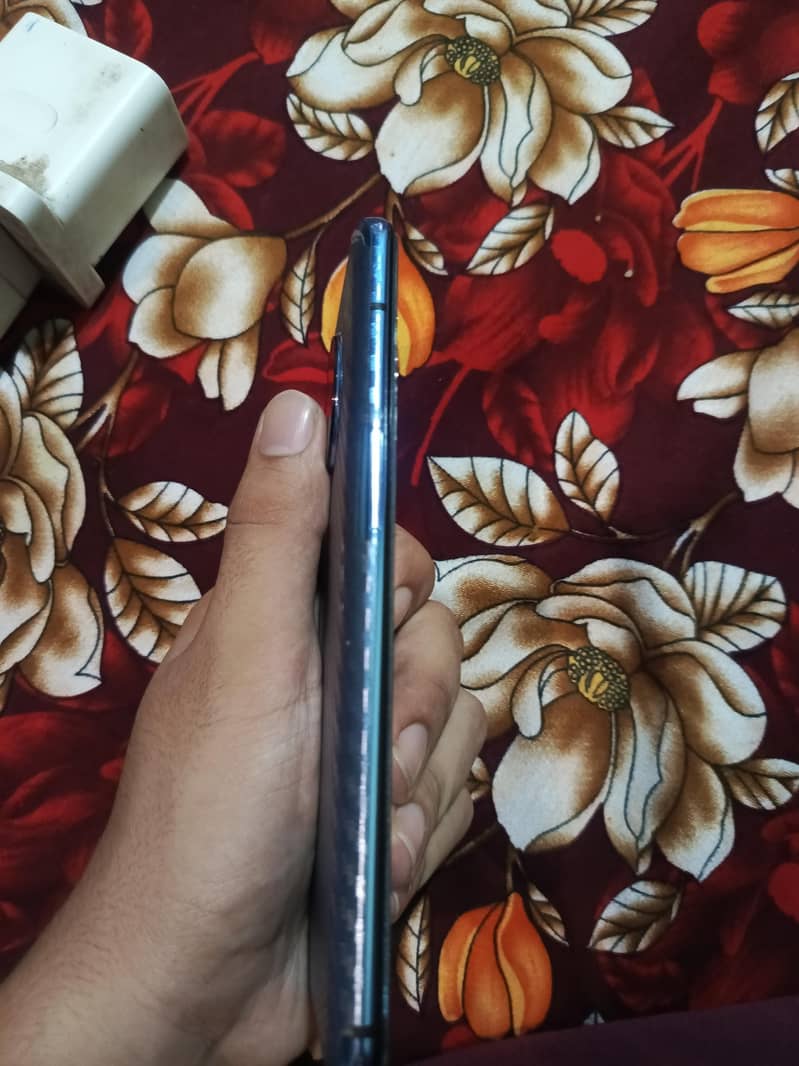 One Plus 7T mint condition 4