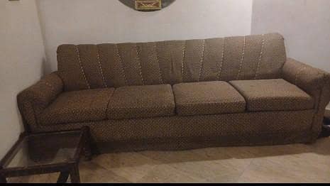 Seater Sofa Set (5+1+1) – Excellent Condition
