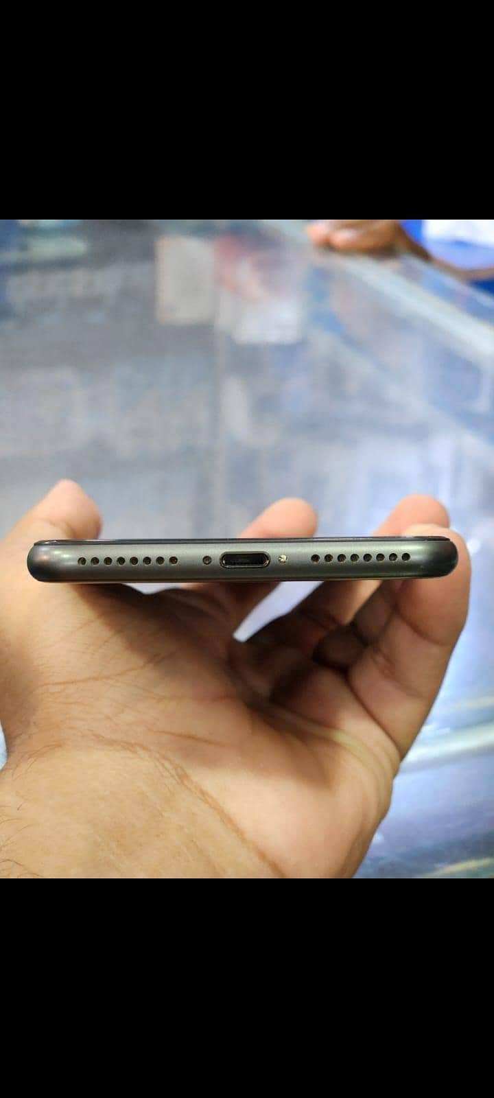 Apple iPhone 8 Plus 5