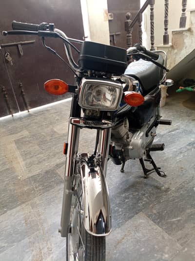 CG 125