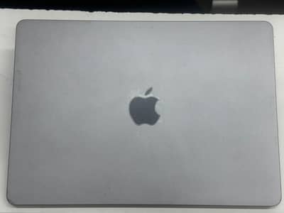 Macbook Air M3 Selling in urgent
