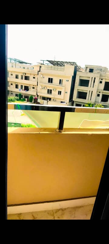 1 bed flat availble for rent in g15 isbd