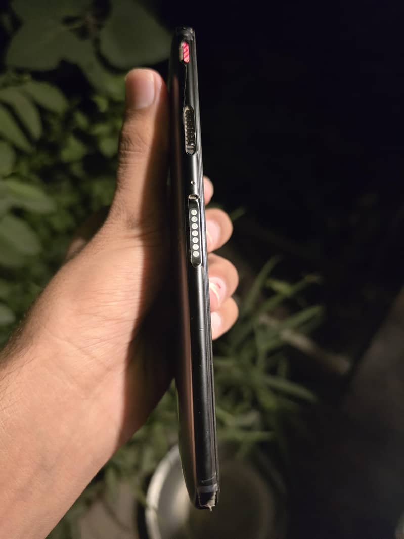 Red Magic 5G 1