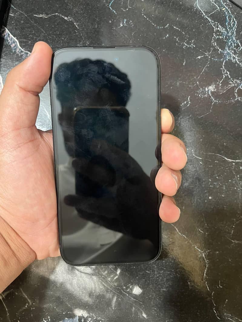 Apple iPhone 15 2