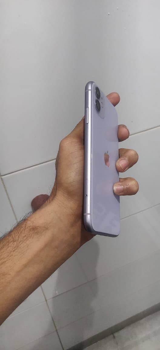Apple iPhone 11 5
