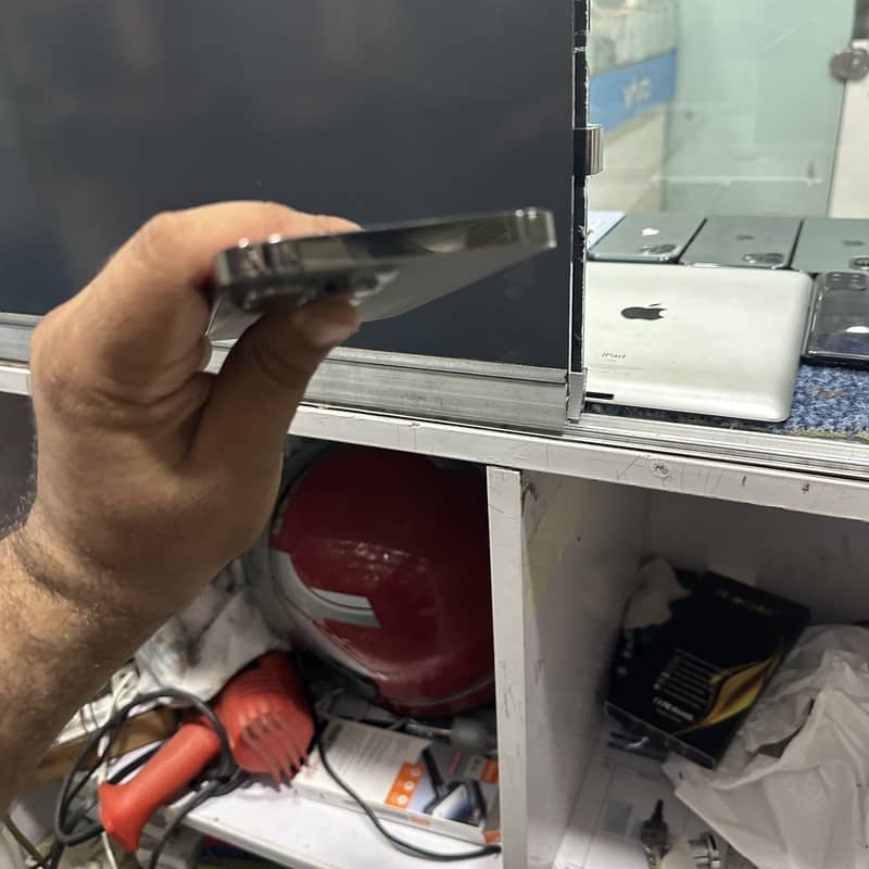 Apple iPhone 13 Pro Max 5