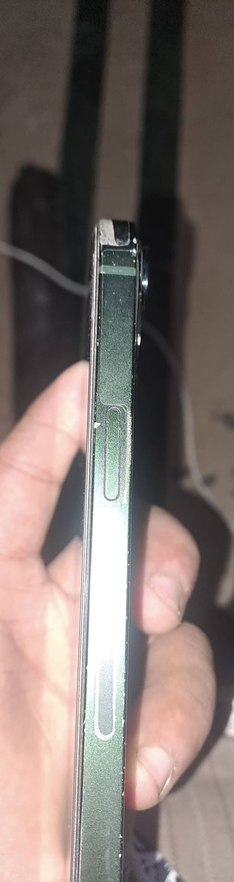 Apple iPhone 13 3