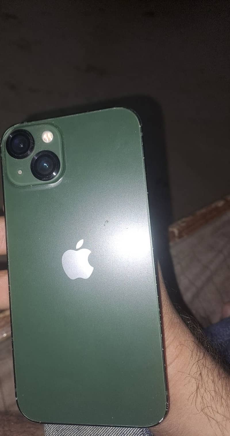 Apple iPhone 13 6