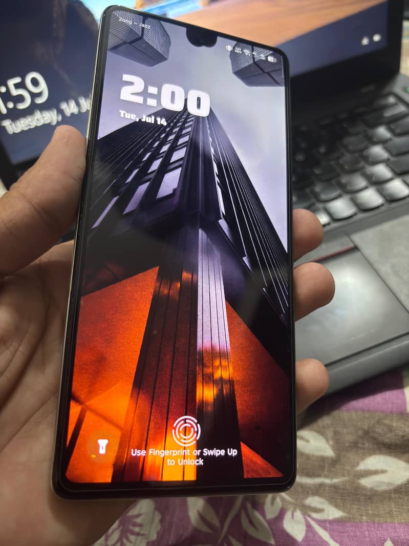Tecno CAMON 30 1
