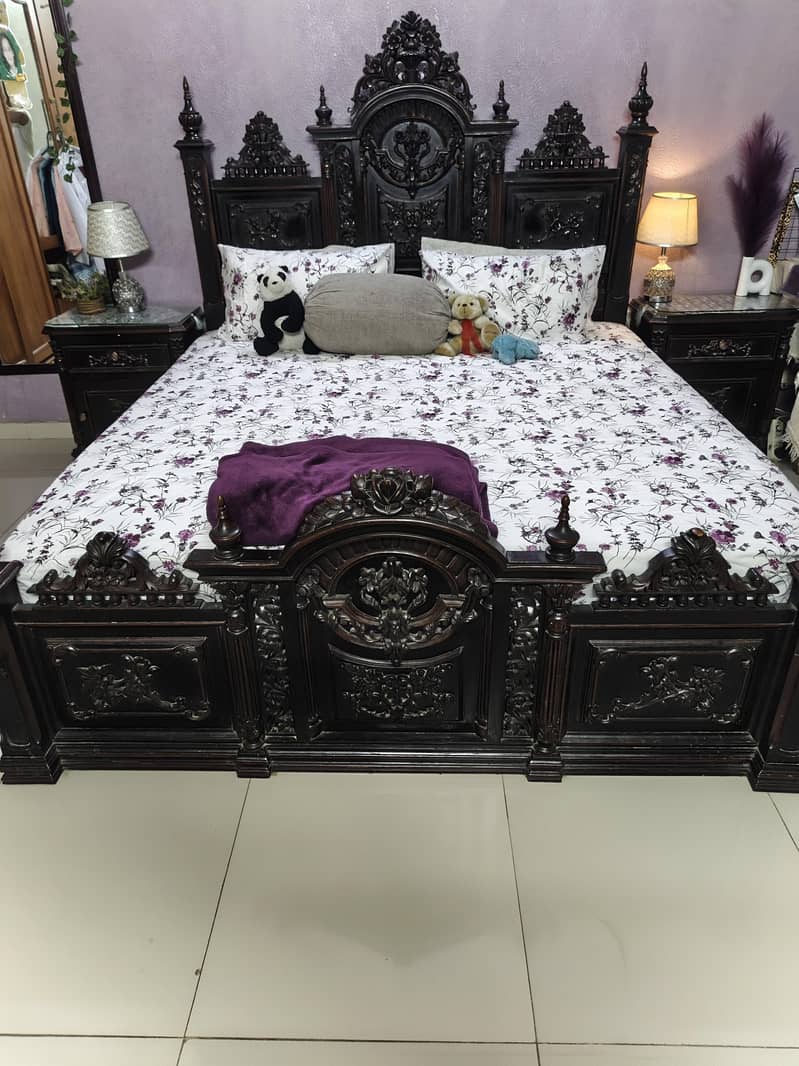 bed set one bed two side table one dressing table 0