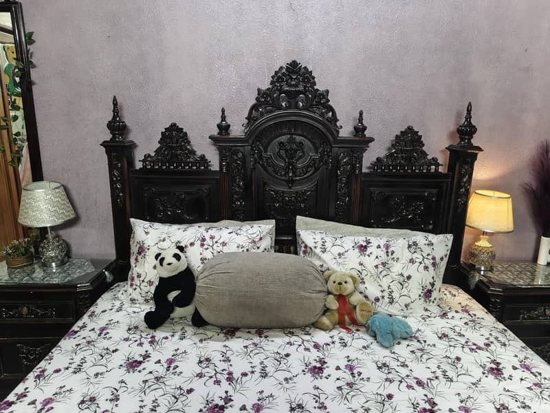 bed set one bed two side table one dressing table 2