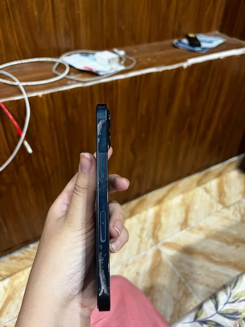 Iphone 13 3
