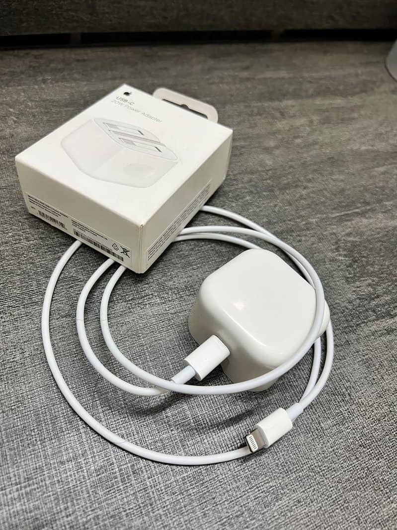 IPHONE ADAPTER CABLE IMPORTED 1