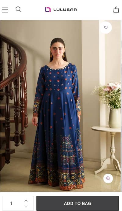 Lulusar brand new Tagged small size