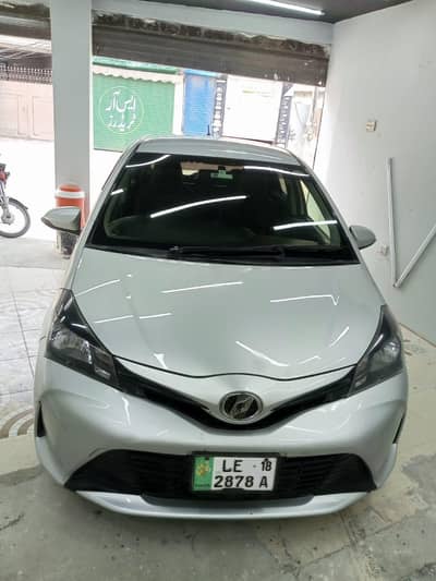 Toyota Vitz 2015