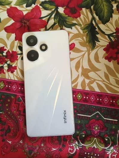 Infinix Hot 30