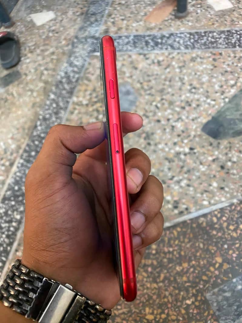 Apple iPhone SE 0
