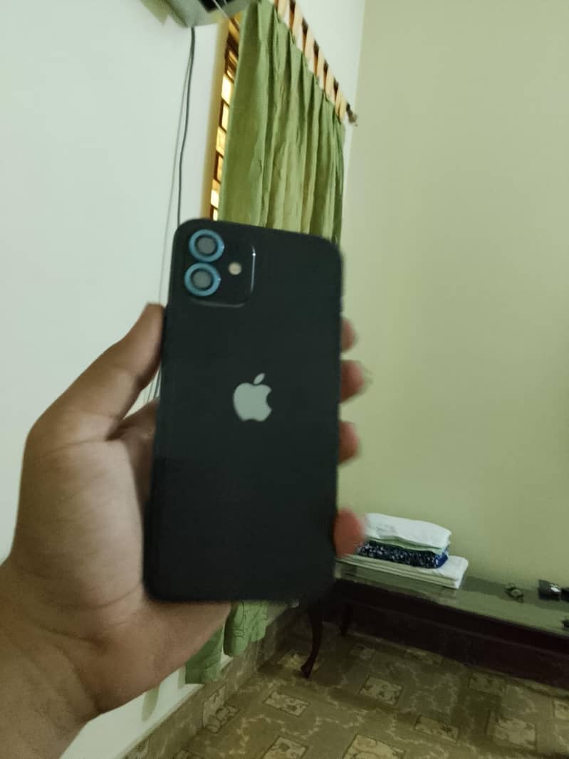 Apple iPhone 12 2