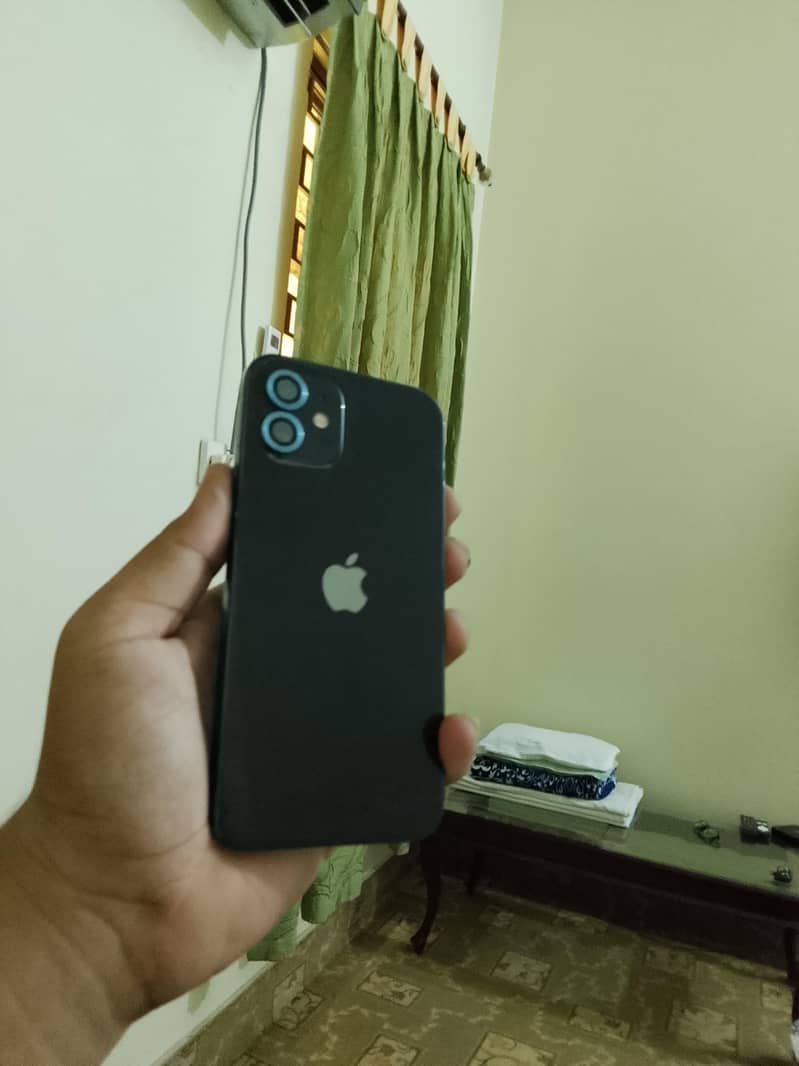 Apple iPhone 12 3