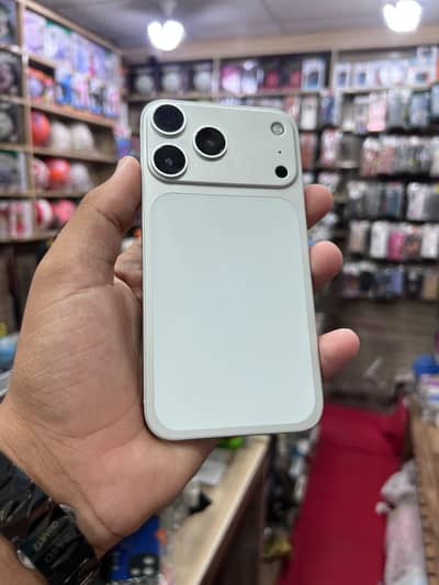 Apple iPhone xr convert 17 pro