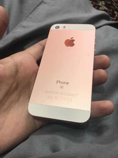 Apple iPhone SE