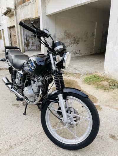 Suzuki GS 150 SE 2022