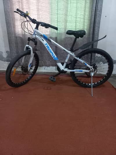 White Colour Bicycle Tropix Company